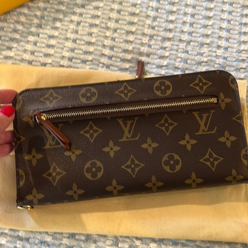 LV Insolite wallet with hard to find pen holder!